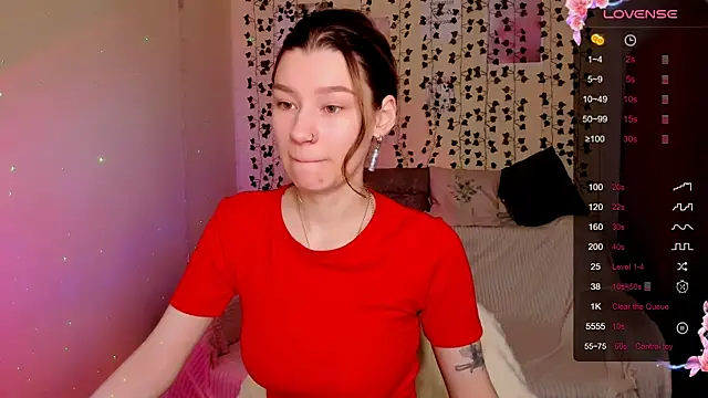 LinaBlossom  online show from November 30, 2025, 6:39 am