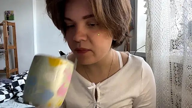 SabrinaFolts online show from September 23, 2025, 9:12 am