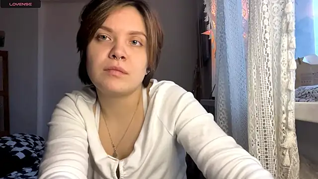 SabrinaFolts online show from October 20, 2025, 2:17 pm