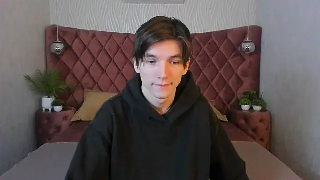 Snapshot of alfred_joness chatting on November 2, 2025, 6:49 am alfred joness online show from November 2, 2025, 6:49 am