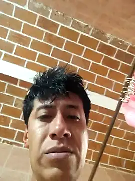 Carlos27hot online show from November 14, 2025, 9:24 pm