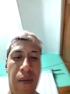 Carlos27hot online show from February 11, 2026, 7:57 am