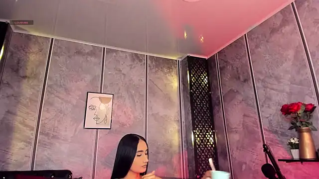 amaraa lewiis online show from October 10, 2025, 12:15 pm