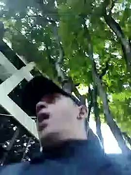 MaximoHall86 online show from October 21, 2025, 11:44 am