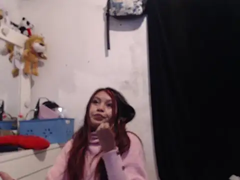 dulce-emily18 online show from September 21, 2025, 3:19 am