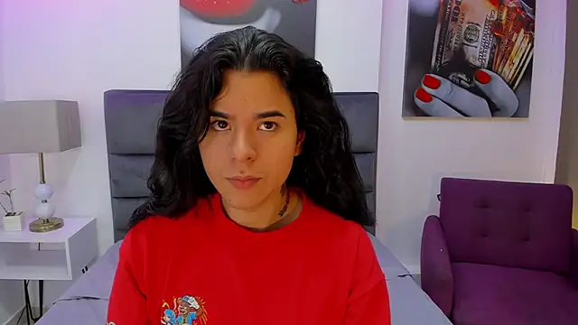 Angel Dustts online show from October 17, 2025, 8:11 pm