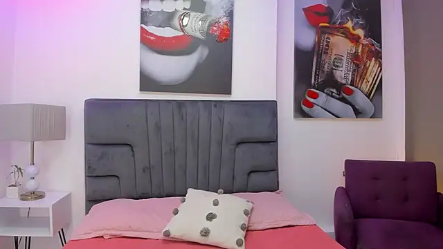 Angel Dustts online show from October 29, 2025, 7:37 pm