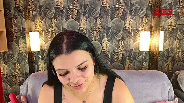 Snapshot of ThiccMady chatting on October 17, 2025, 1:25 pm ThiccMady online show from October 17, 2025, 1:25 pm