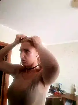 Snapshot of LaraDiva7799 chatting on September 25, 2025, 5:55 am LaraDiva7799 online show from September 25, 2025, 5:55 am