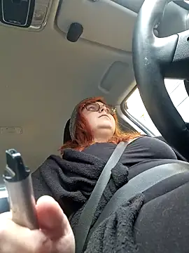 Snapshot of Chrissiosaurus chatting on October 15, 2025, 12:16 pm Chrissiosaurus online show from October 15, 2025, 12:16 pm