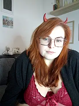 Snapshot of Chrissiosaurus chatting on October 30, 2025, 1:23 pm Chrissiosaurus online show from October 30, 2025, 1:23 pm