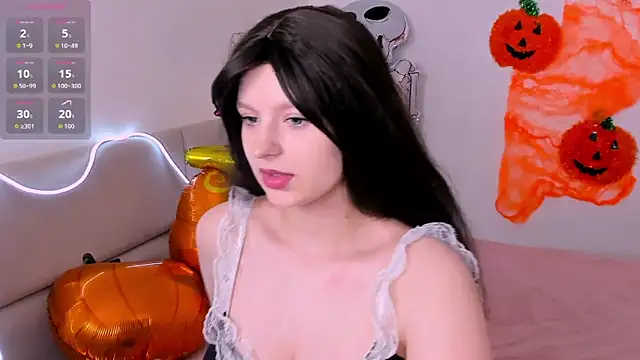 AishaAysitt online show from October 19, 2025, 3:18 am