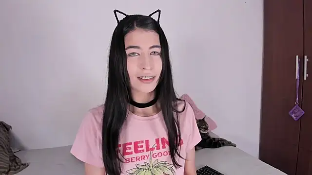 ScarlettRosetti online show from April 19, 2026, 3:50 am