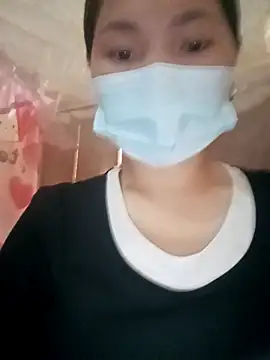 baby-linh001 online show from September 21, 2025, 12:34 am