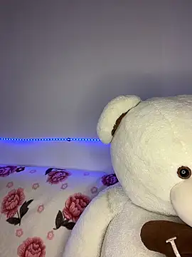 Linda rouse online show from November 18, 2025, 10:03 pm