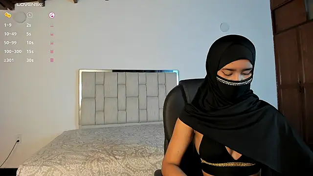 Snapshot of kalila_latif chatting on September 24, 2025, 2:48 am kalila latif online show from September 24, 2025, 2:48 am