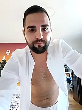 coozmin92 online show from September 22, 2025, 6:59 am