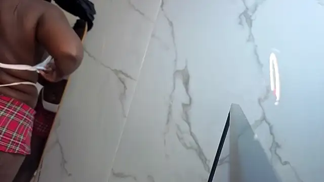 Snapshot of Soffia_b chatting on October 23, 2025, 3:06 am Soffia b online show from October 23, 2025, 3:06 am