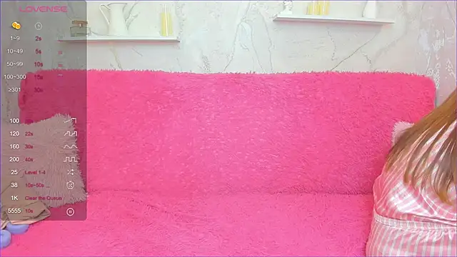 Snapshot of NinelCroft chatting on October 11, 2025, 3:06 am NinelCroft online show from October 11, 2025, 3:06 am