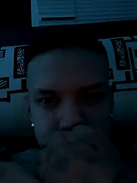 Johan sb online show from November 3, 2025, 6:14 am