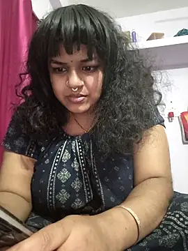 Deborbhavi222 online show from February 8, 2026, 9:07 pm