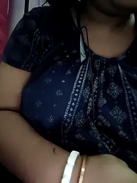 Snapshot of Deborbhavi222 chatting on April 30, 2026, 6:25 pm Deborbhavi222 online show from April 30, 2026, 6:25 pm