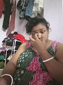 Snapshot of Deborbhavi222 chatting on July 10, 2026, 9:12 am Deborbhavi222 online show from July 10, 2026, 9:12 am