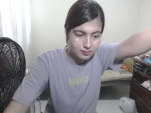 Snapshot of Mirage_Sertori chatting on October 29, 2025, 9:38 pm Mirage Sertori online show from October 29, 2025, 9:38 pm