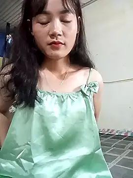 dorothyxx online show from October 16, 2025, 2:23 am