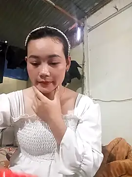 dorothyxx online show from November 9, 2025, 4:00 am