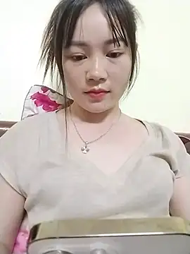 dorothyxx online show from July 5, 2026, 12:23 pm