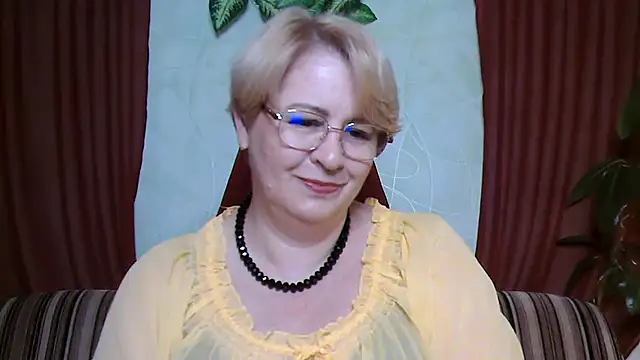 Selena-Velvet online show from October 8, 2025, 12:25 pm