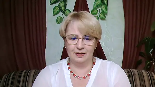 Selena-Velvet online show from October 15, 2025, 1:22 pm