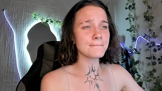 Elastikisss online show from June 21, 2026, 5:26 pm