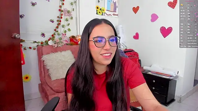 Snapshot of SophieLAmour chatting on November 16, 2025, 2:39 am SophieLAmour online show from November 16, 2025, 2:39 am