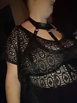 Katy2323 online show from November 22, 2025, 7:35 pm