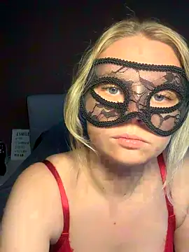 Cherrycolada online show from October 21, 2025, 10:05 am