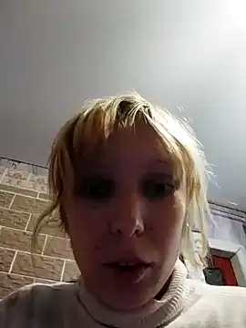 Ponka2011 online show from October 5, 2025, 6:01 am