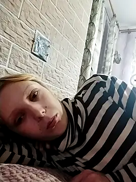 Ponka2011 online show from October 13, 2025, 5:29 am