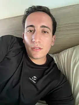 agustinnnnnns online show from September 30, 2025, 8:36 pm