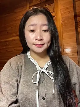 violet-00 online show from December 22, 2025, 1:46 am