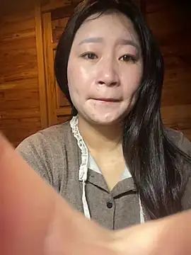 Snapshot of violet-00 chatting on March 11, 2026, 1:33 am violet-00 online show from March 11, 2026, 1:33 am