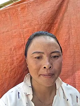 Snapshot of xuxulovezz chatting on October 10, 2025, 3:16 am xuxulovezz online show from October 10, 2025, 3:16 am