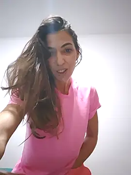 Rossaliaa online show from November 29, 2025, 6:38 am