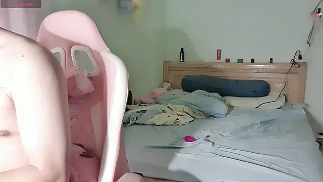 Snapshot of helen-my chatting on October 1, 2025, 6:30 am helen-my online show from October 1, 2025, 6:30 am