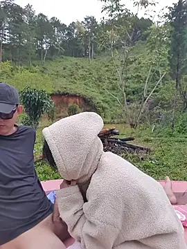 Snapshot of helen-my chatting on October 28, 2025, 1:31 am helen-my online show from October 28, 2025, 1:31 am