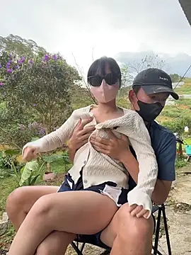 Snapshot of helen-my chatting on November 10, 2025, 7:51 am helen-my online show from November 10, 2025, 7:51 am