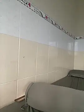 Linh247380 online show from October 10, 2025, 3:38 am