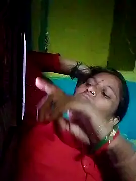 Pooja6060 online show from October 14, 2025, 3:13 pm