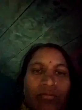 Pooja6060 online show from October 15, 2025, 12:27 pm